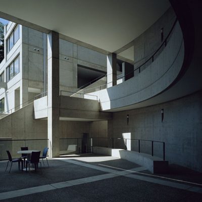 Tadao Ando – Une rétrospective à Beaubourg avant l’ouverture de la nouvelle fondation Pinault à la bourse du commerce de Paris.